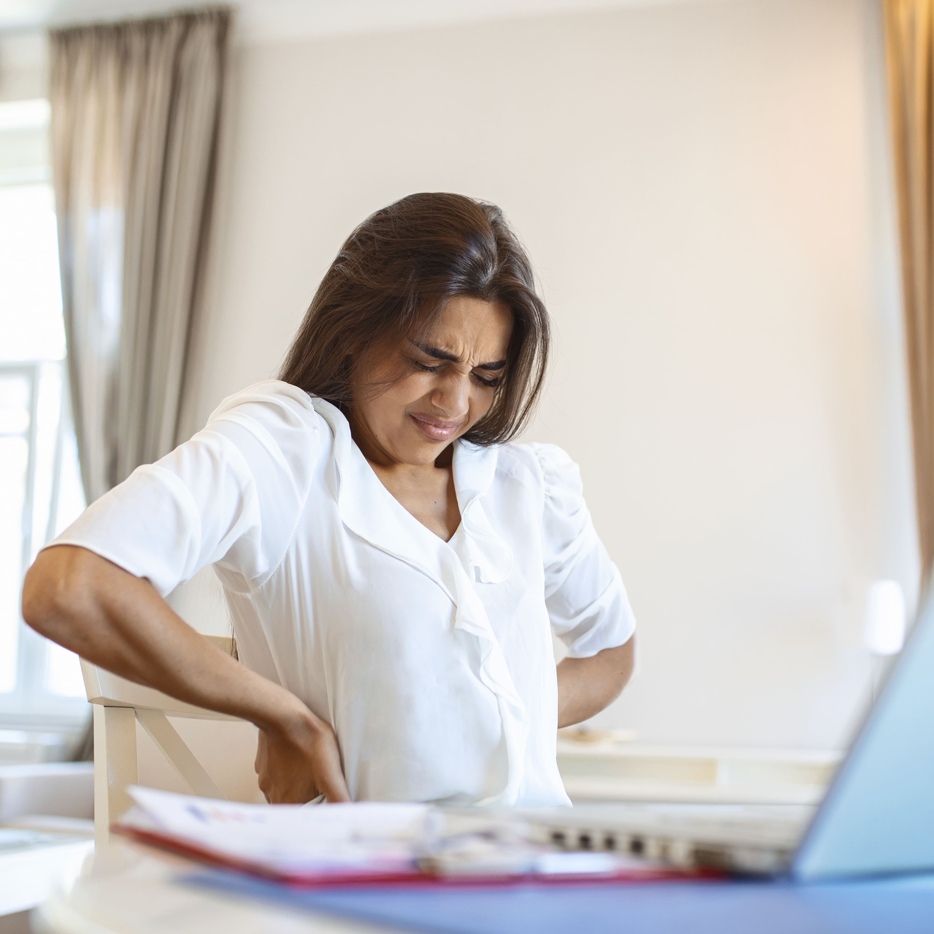 Sciatica Solutions: Sitting Pretty with the Right Ergonomic Chair